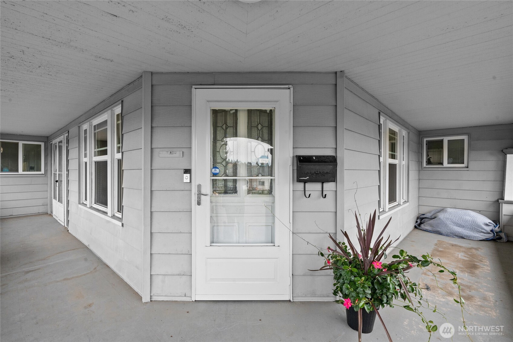 402 S 59th Street Property Photo 6