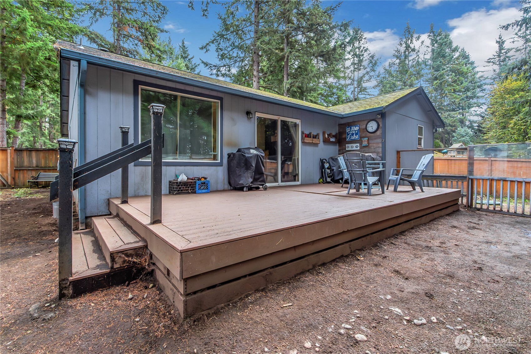 18011 Clear Lake Blvd Se Property Photo 20