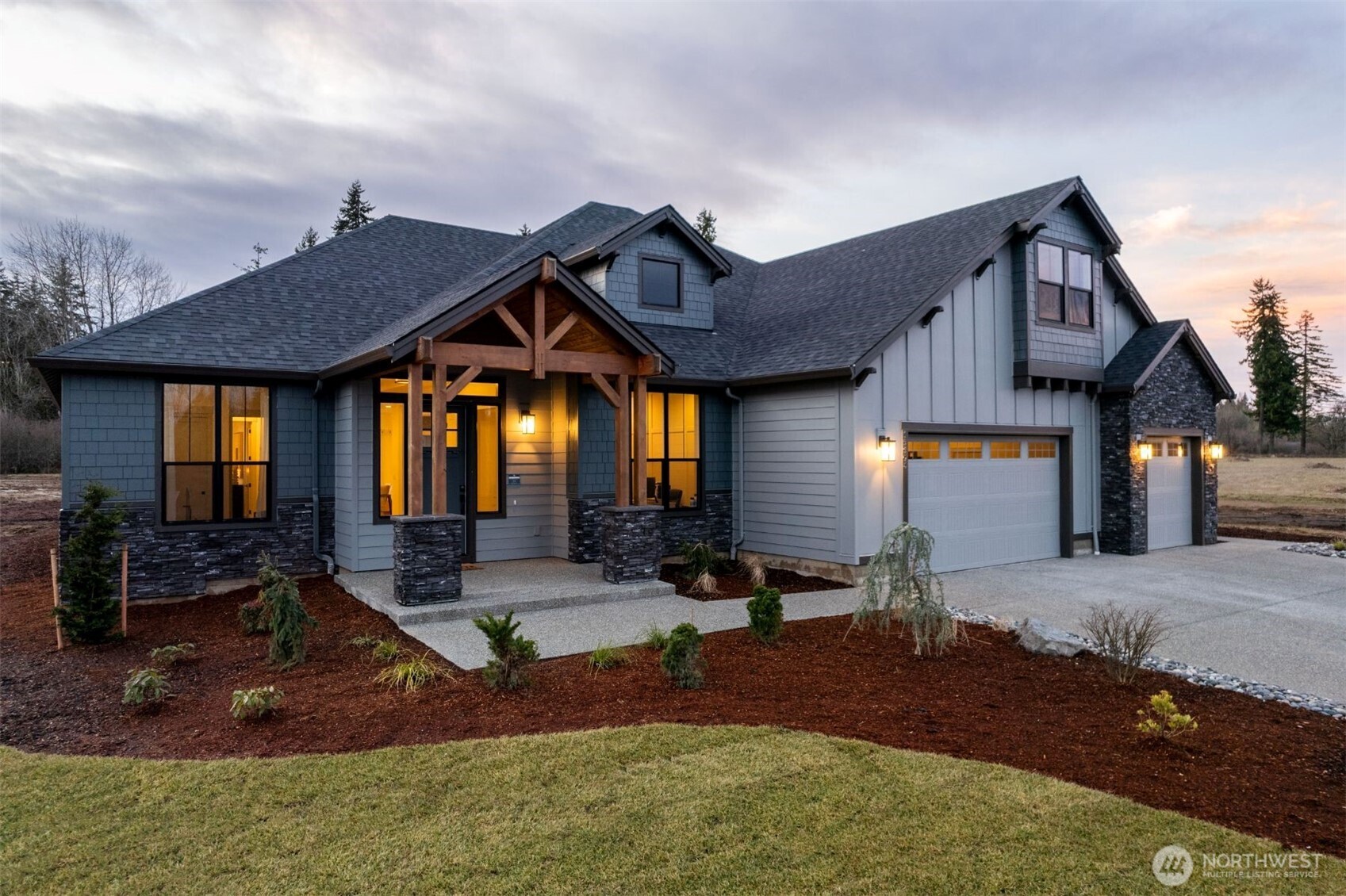 33023 139th Place Property Photo 1