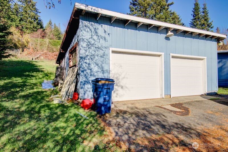 14860 Gibralter Road Property Photo 4