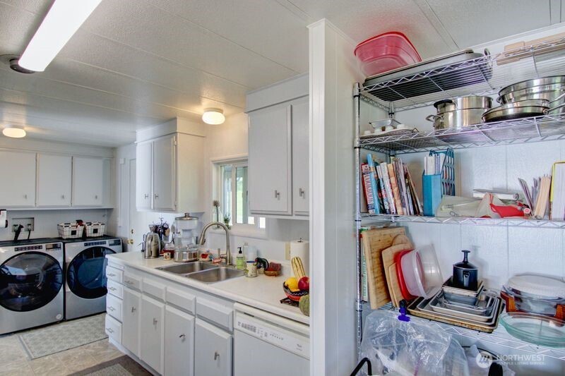 14860 Gibralter Road Property Photo 19