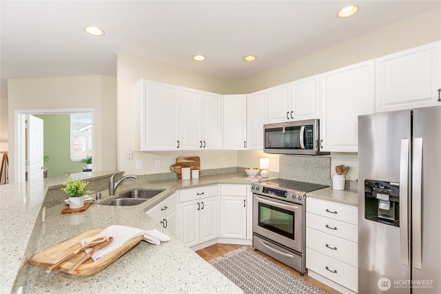 5500 Harbour Pointe Boulevard B202 Property Photo 8