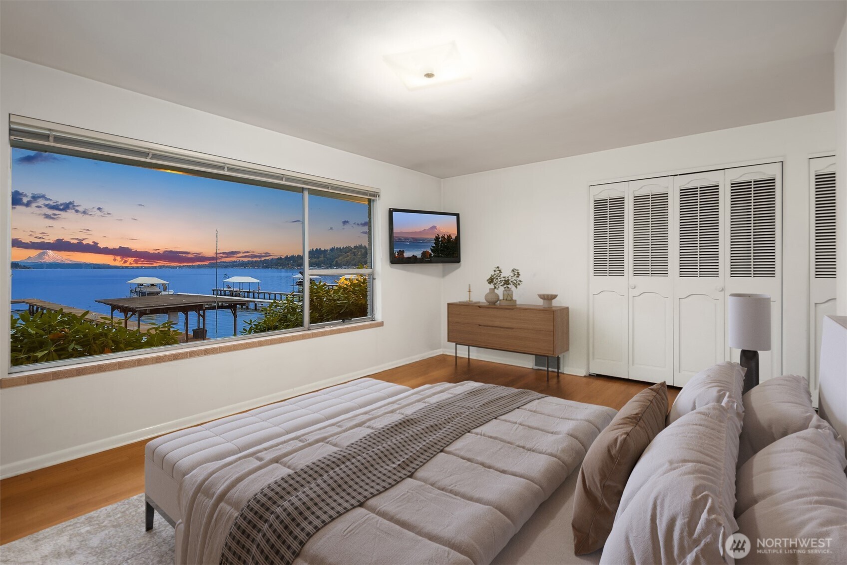 16526 Shore Drive Property Photo 17