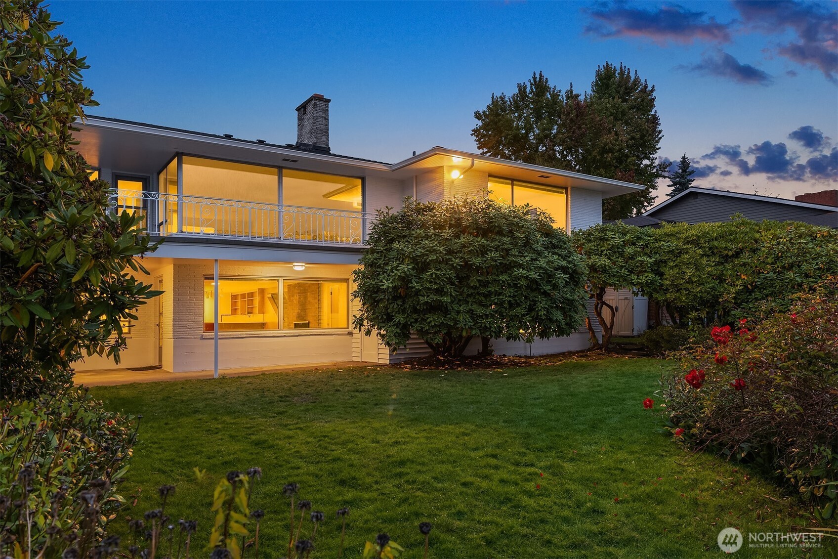 16526 Shore Drive Property Photo 28