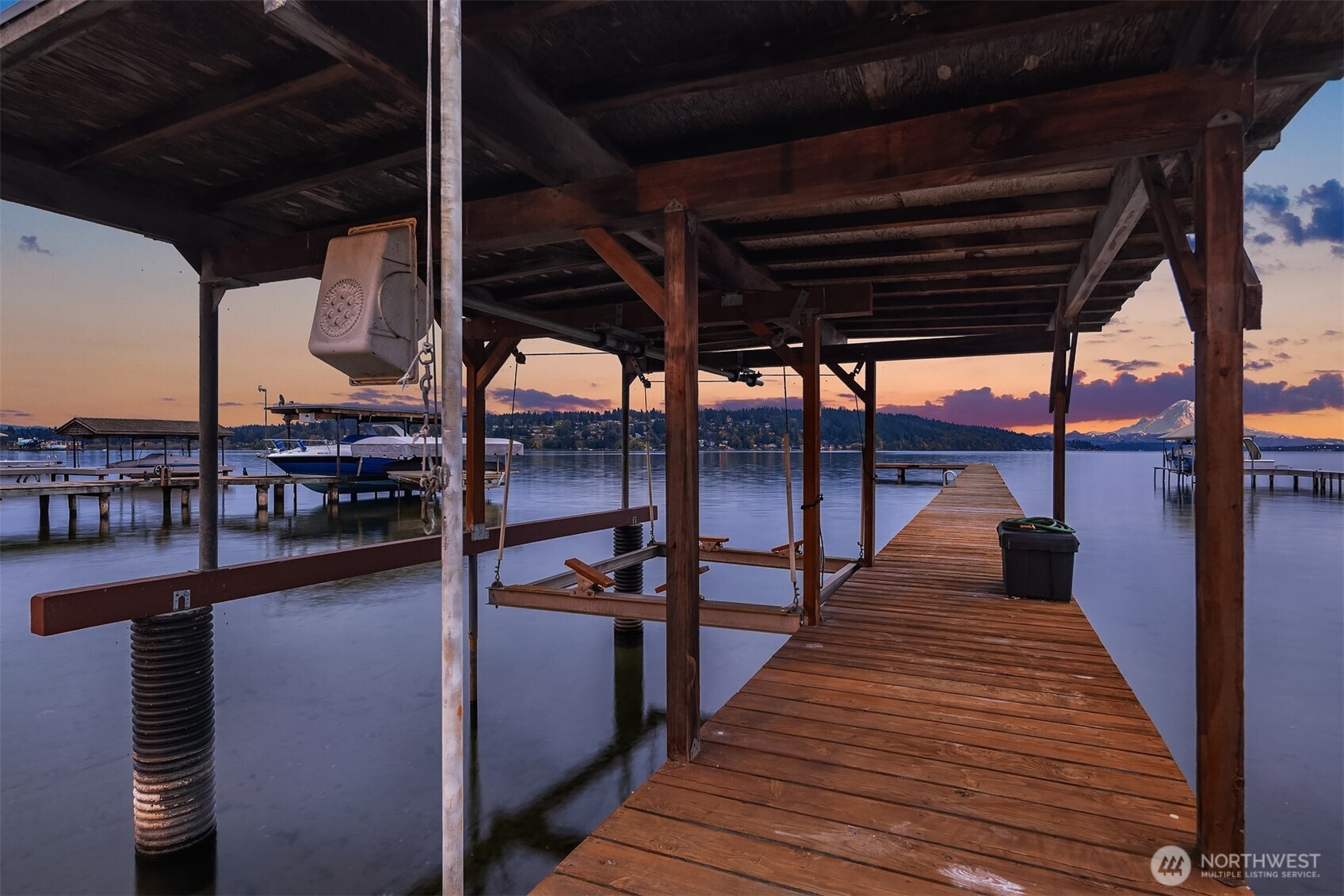 16526 Shore Drive Property Photo 31