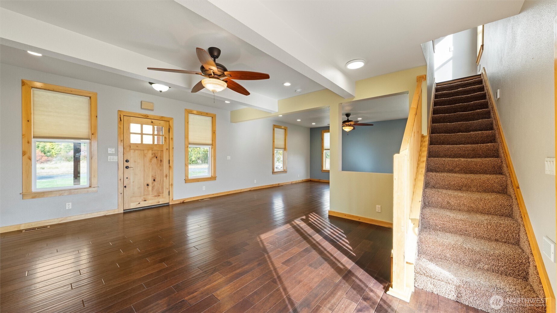 109 Cold Spring Lane Property Photo 4