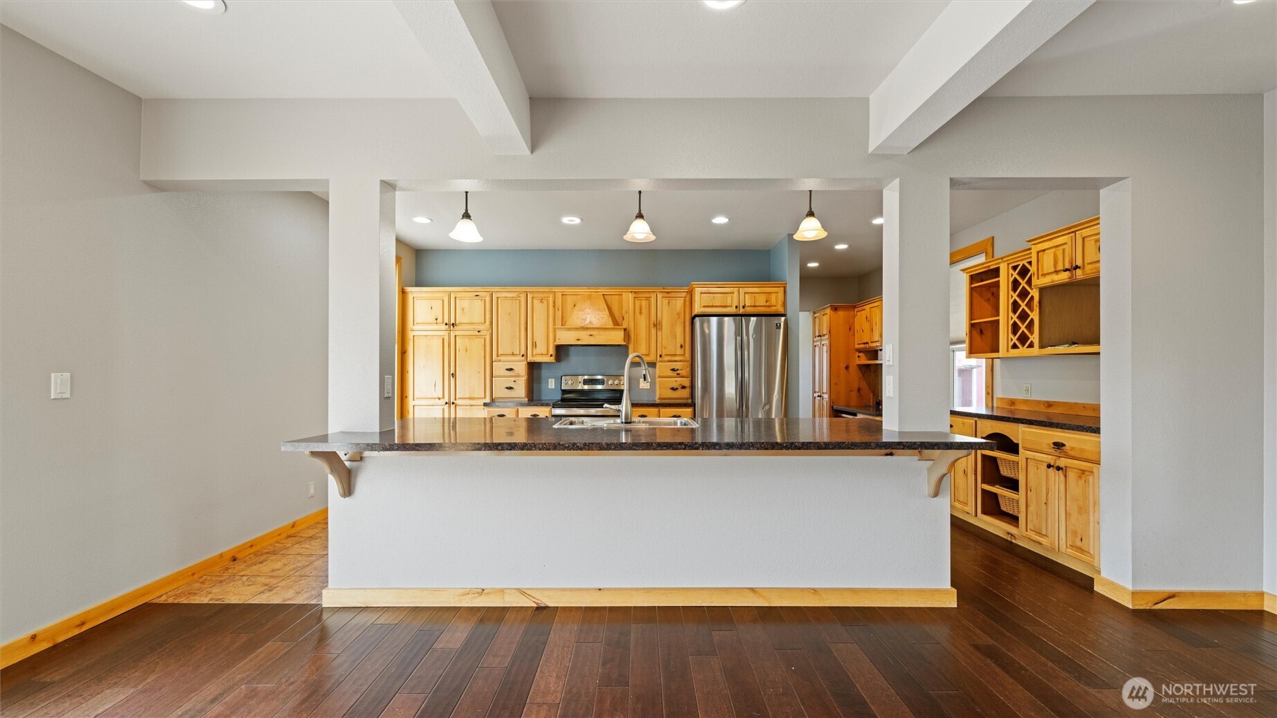 109 Cold Spring Lane Property Photo 8