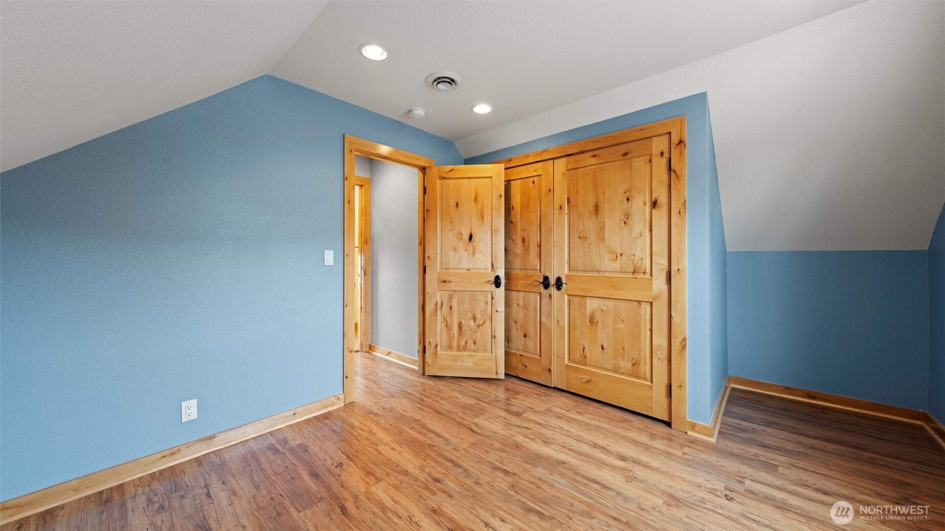 109 Cold Spring Lane Property Photo 19