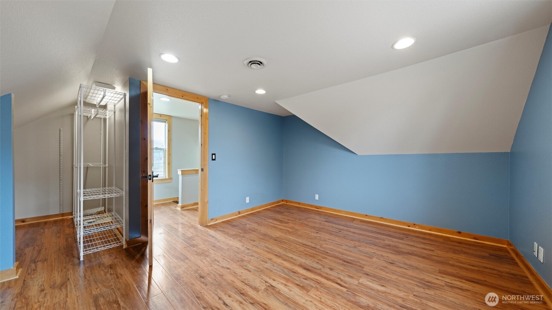 109 Cold Spring Lane Property Photo 23