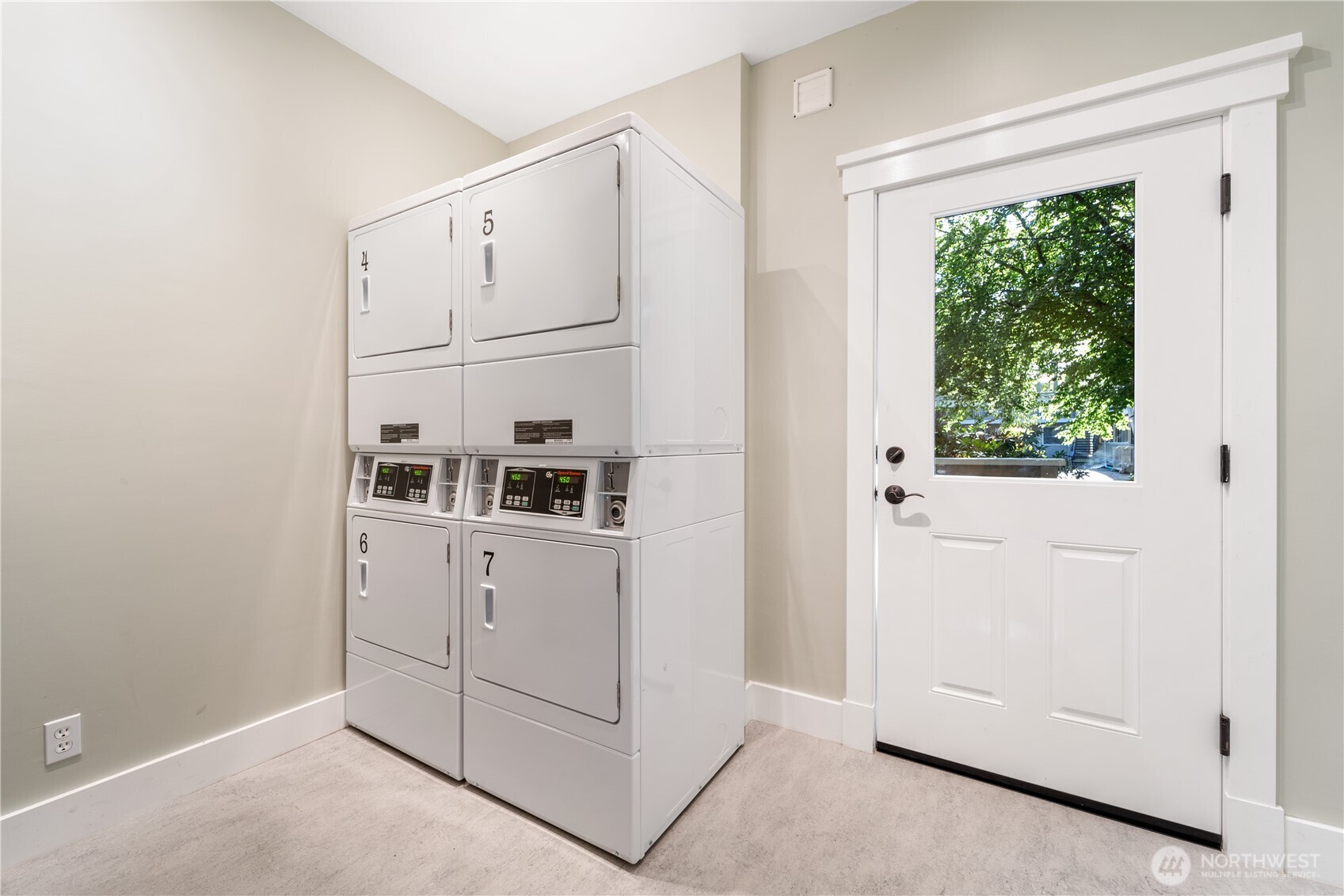 250 Tucker Avenue 24 Property Photo 18
