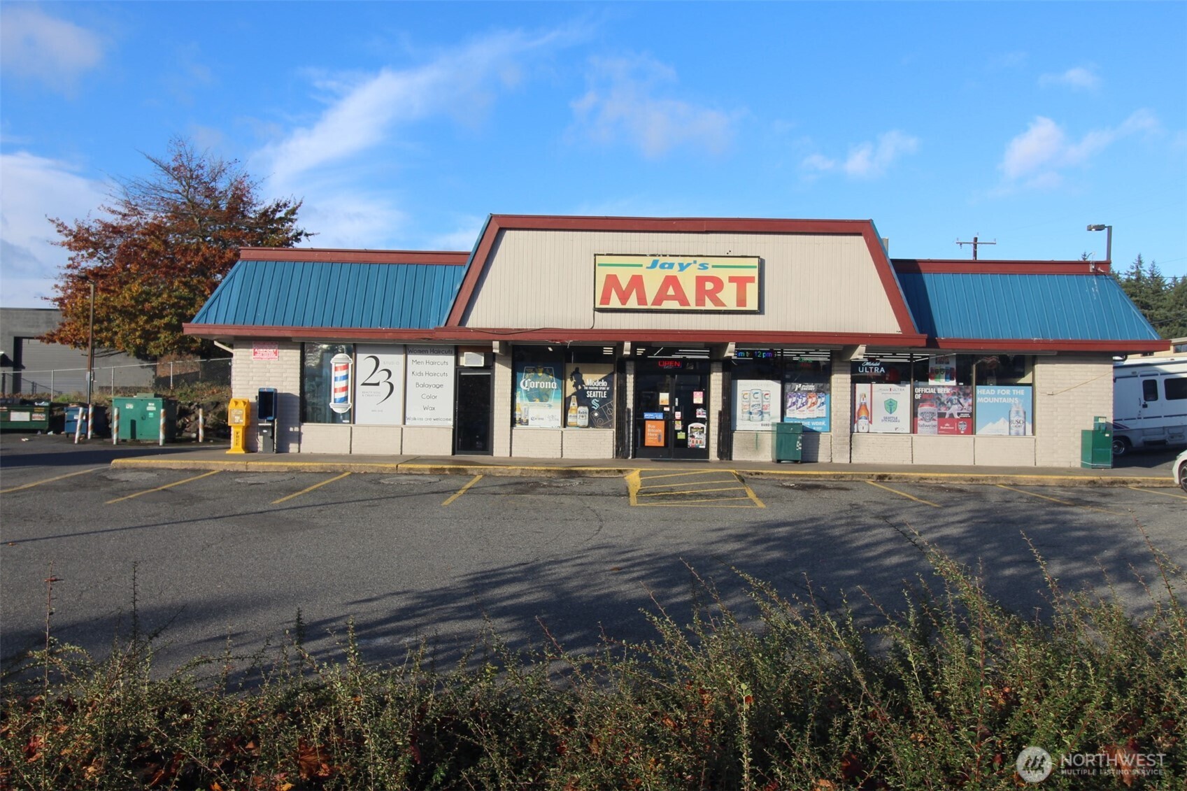 15805 1st Avenue Property Photo 1