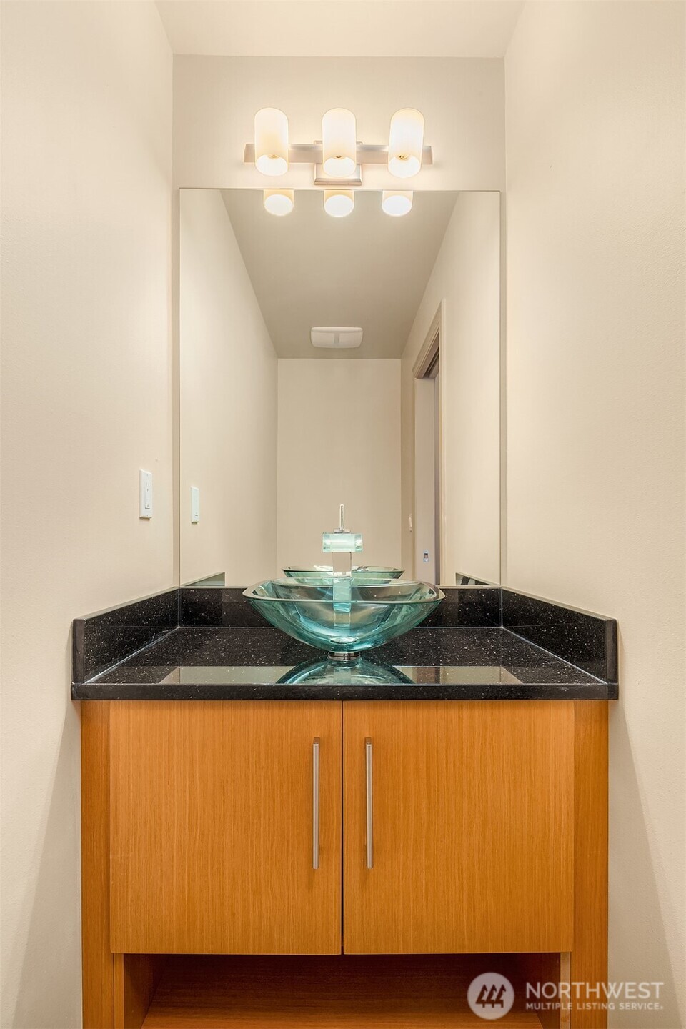 1639 S Country Club Drive Property Photo 27