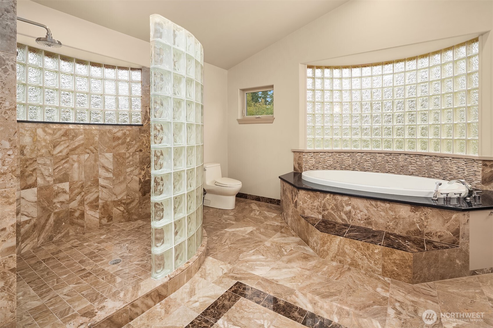 1639 S Country Club Drive Property Photo 32