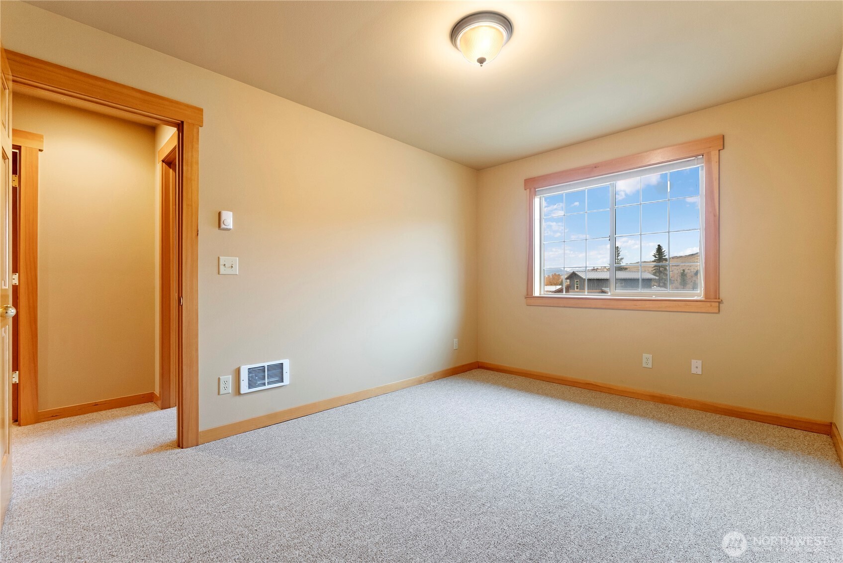 300 Cascadian Court 15 Property Photo 21