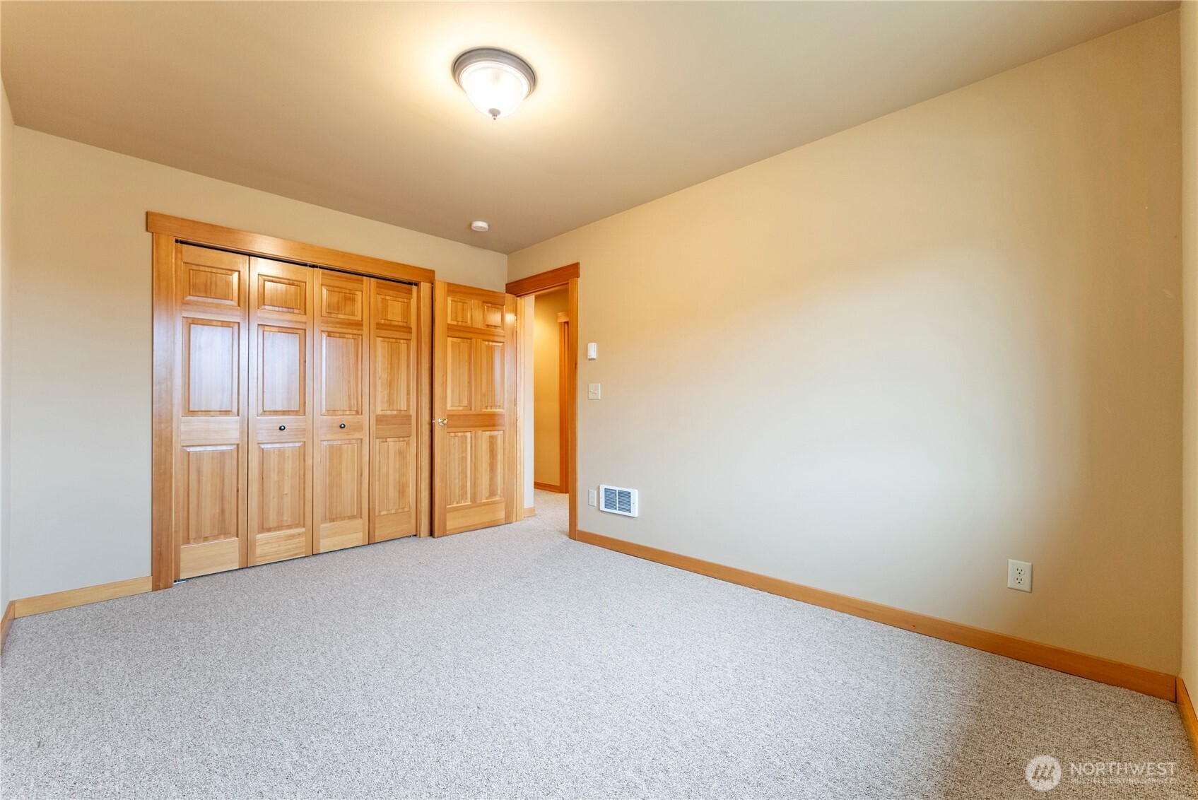 300 Cascadian Court 15 Property Photo 22
