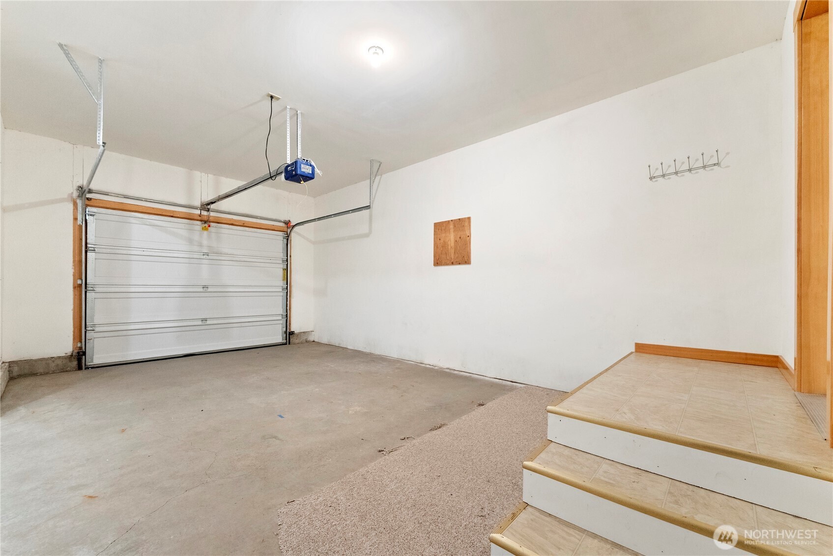 300 Cascadian Court 15 Property Photo 28