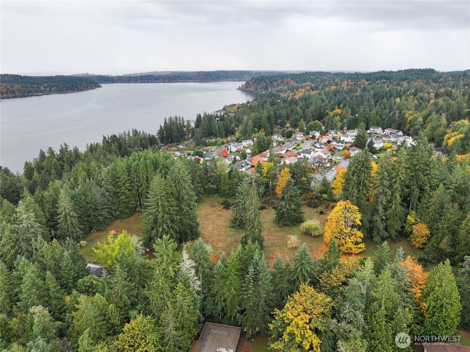 6371 Illahee Road Property Photo 3