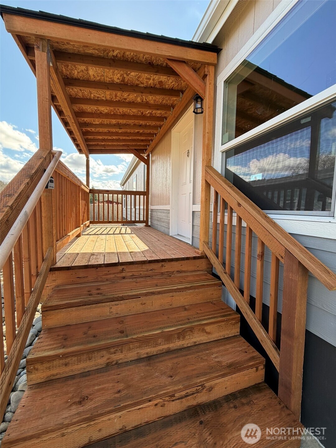 2010 Broadway Avenue 38 Property Photo 2