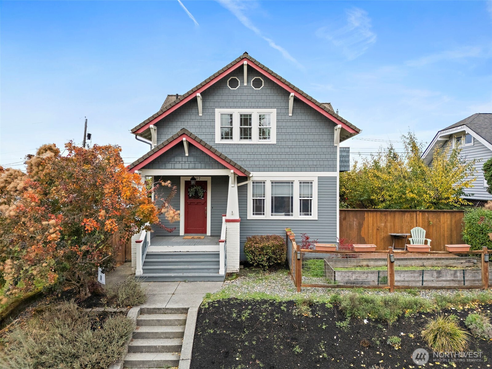 5207 N Pearl Street Property Photo 1