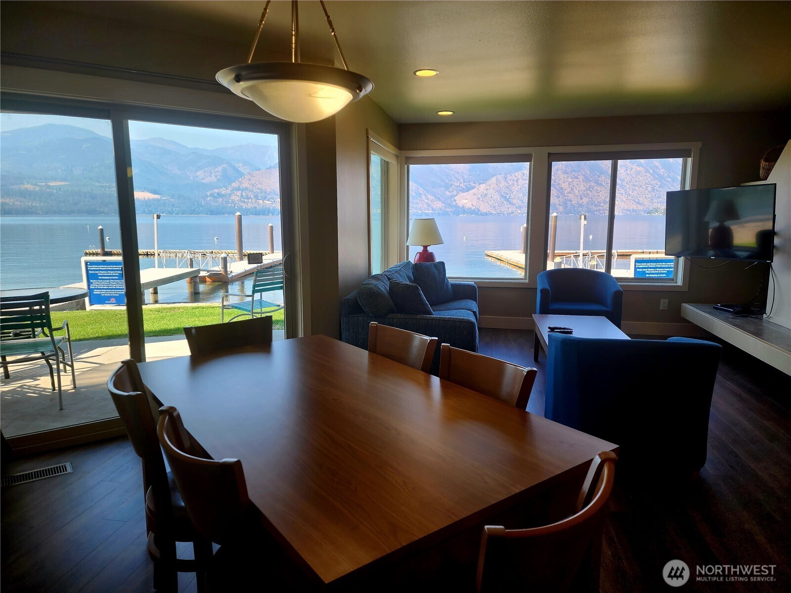 1 Lakeside 714-o Property Photo 1