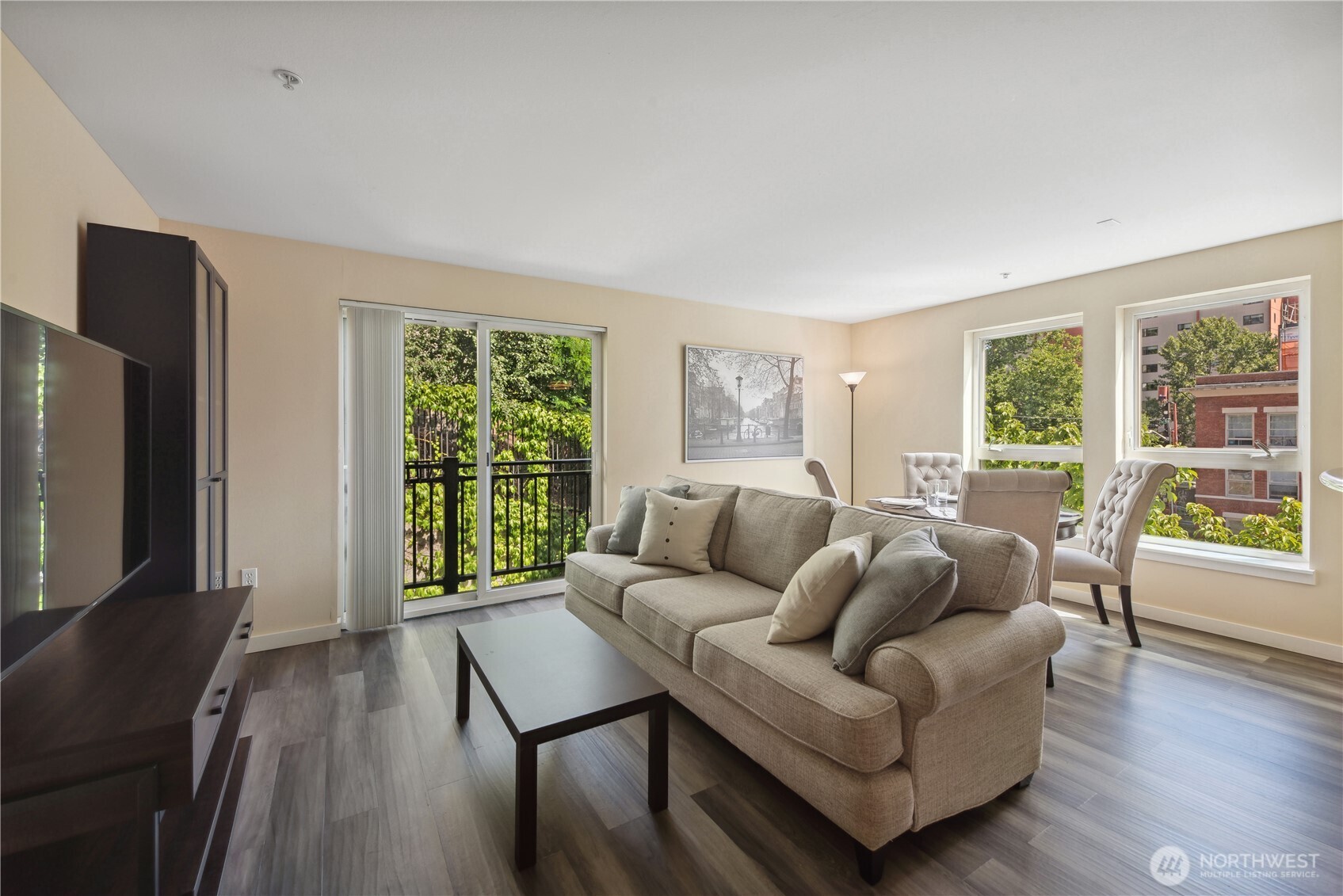 108 5th Avenue 506 Property Photo 3