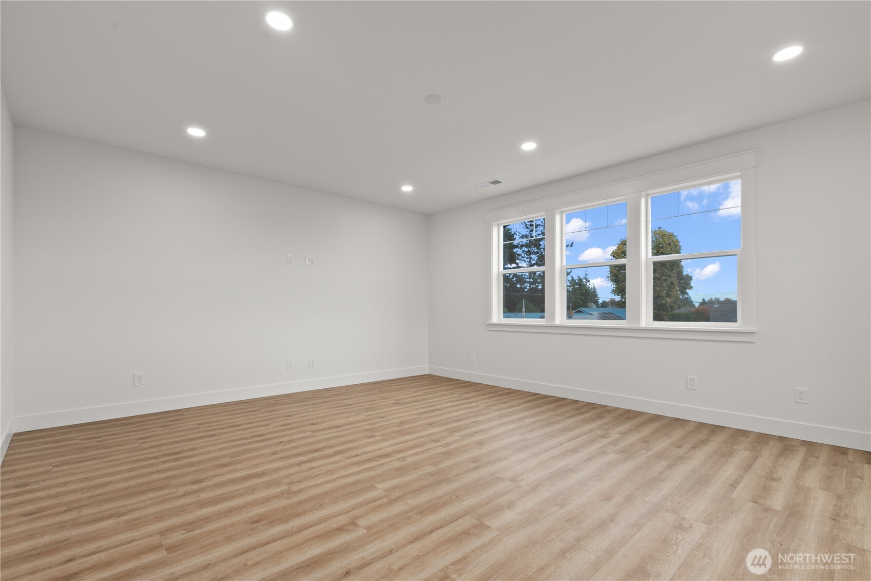 1095 Terrace Drive Property Photo 27