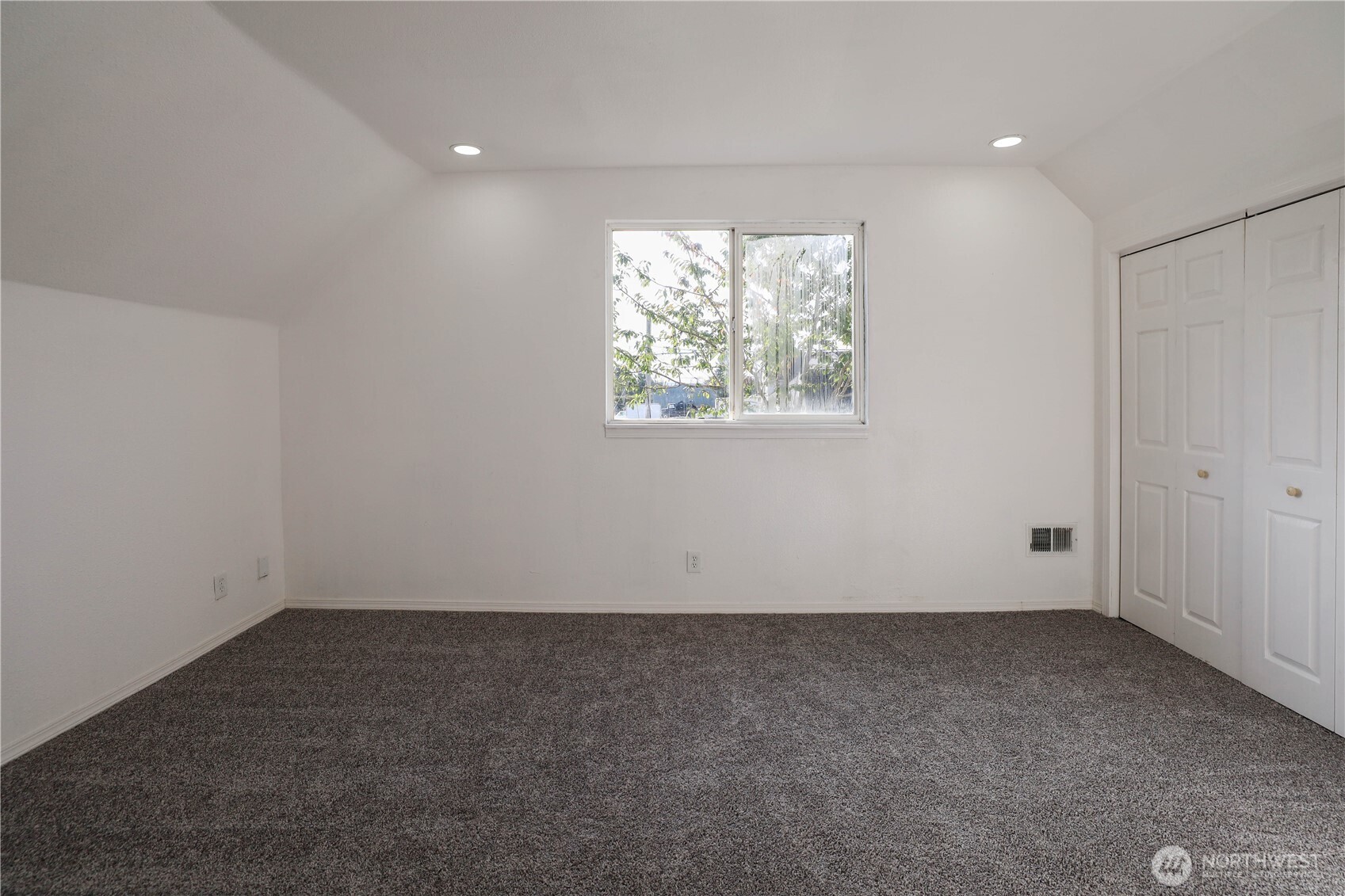 1114 Wheeler Avenue Property Photo 23