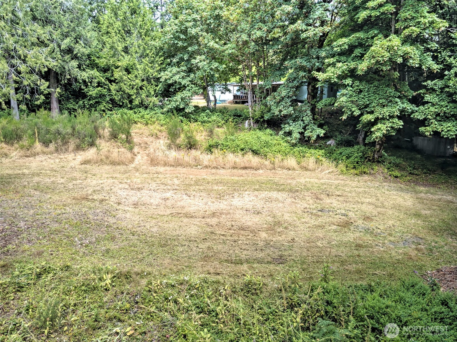 434 E Dalby Road Property Photo 14