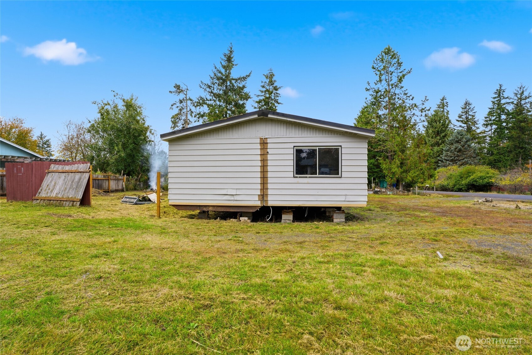 106 Wilford Property Photo 5