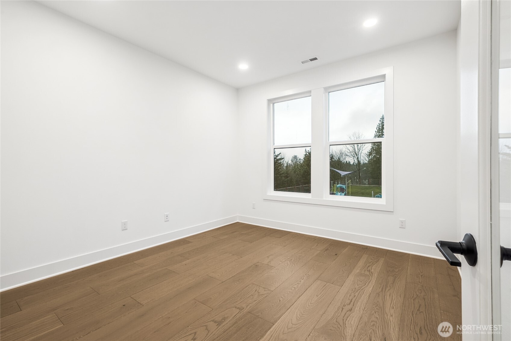8501 137th Avenue 3 Property Photo 6