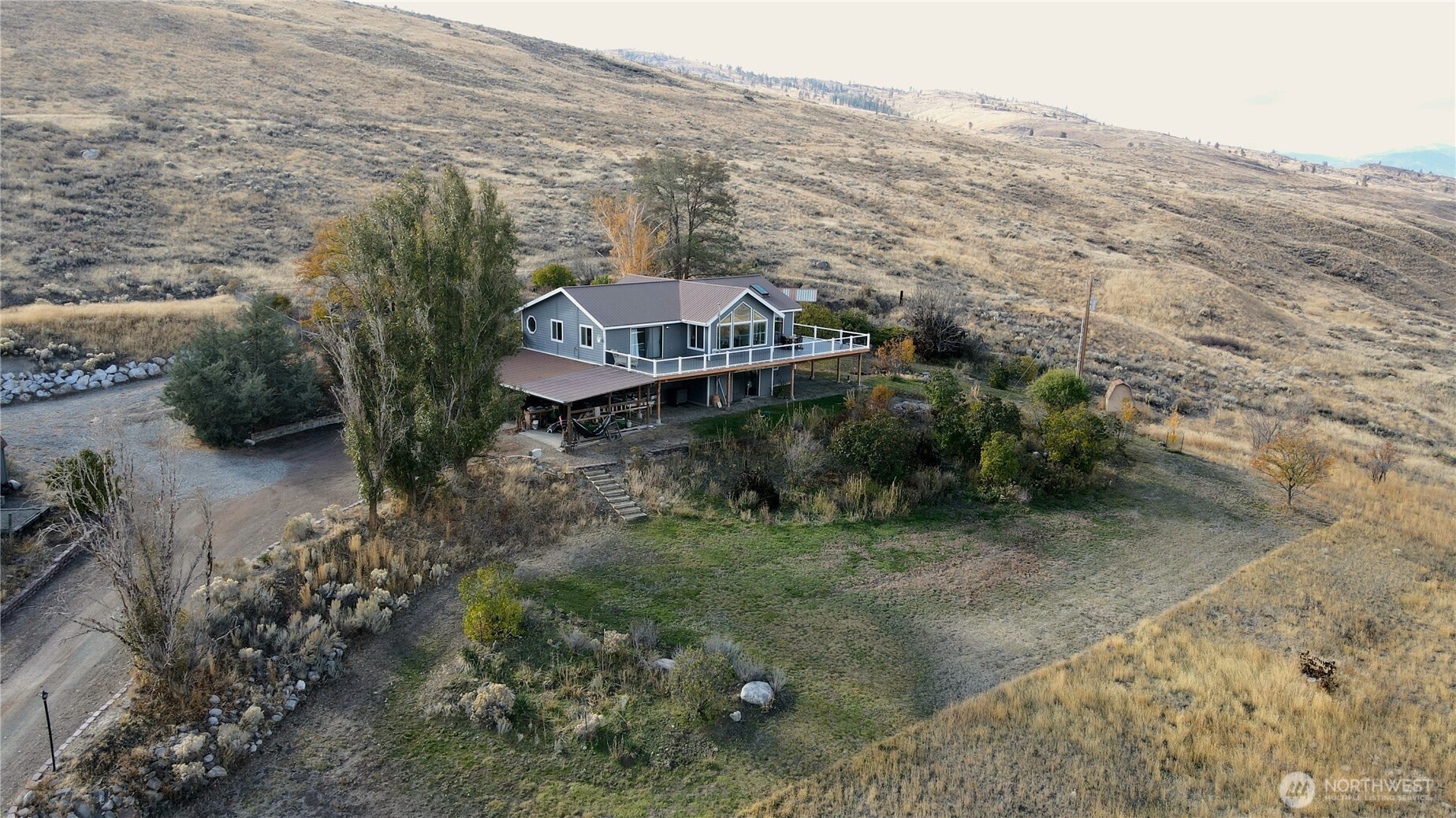 464 Highway 20 Property Photo 2