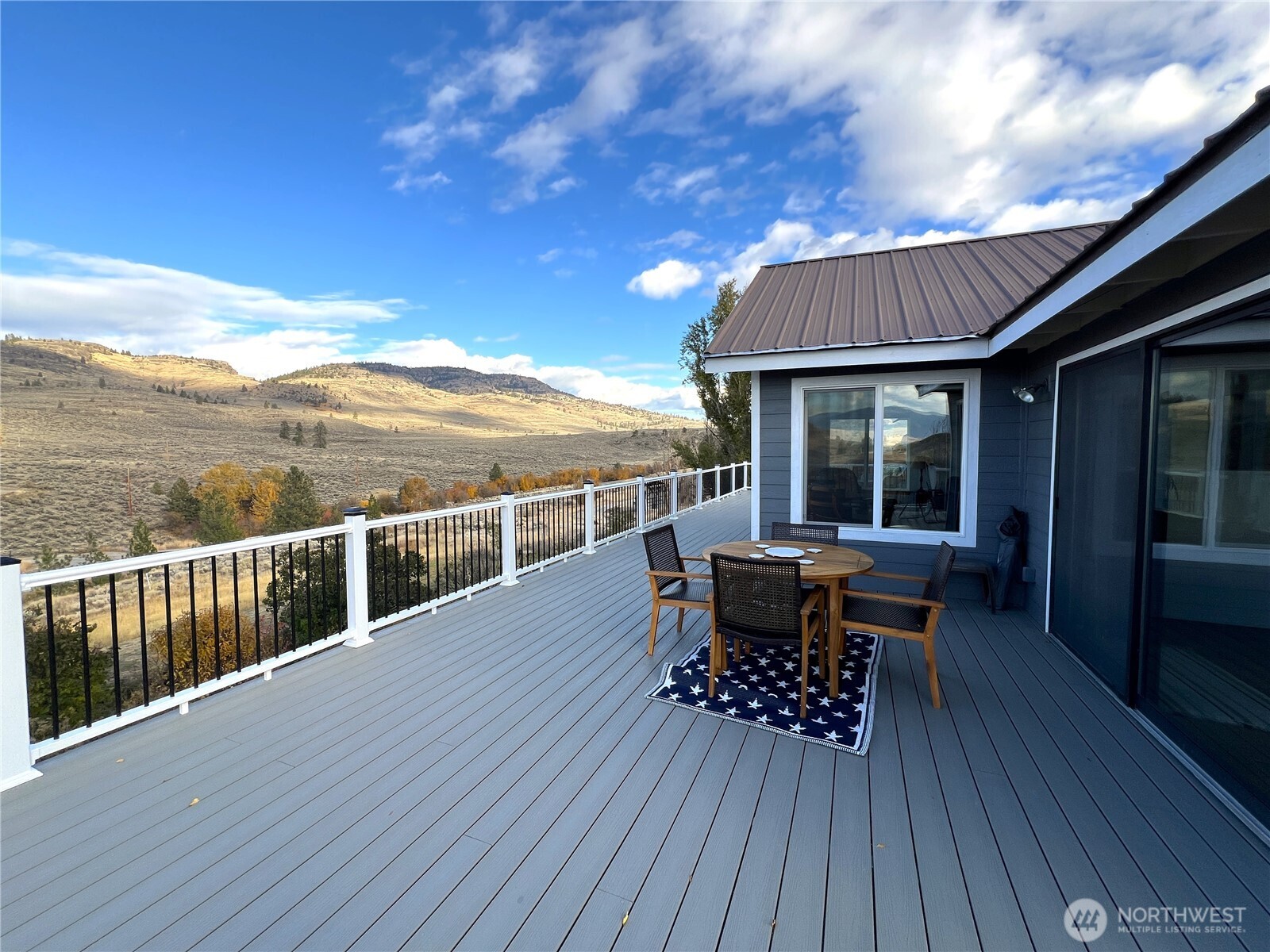 464 Highway 20 Property Photo 22