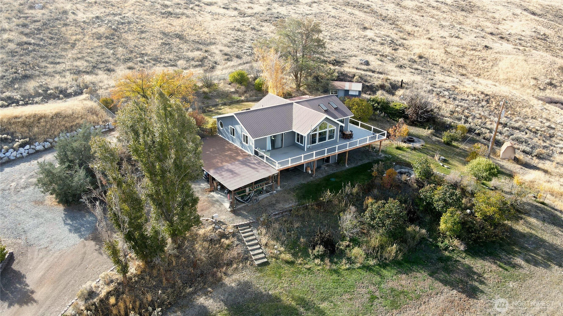 464 Highway 20 Property Photo 40