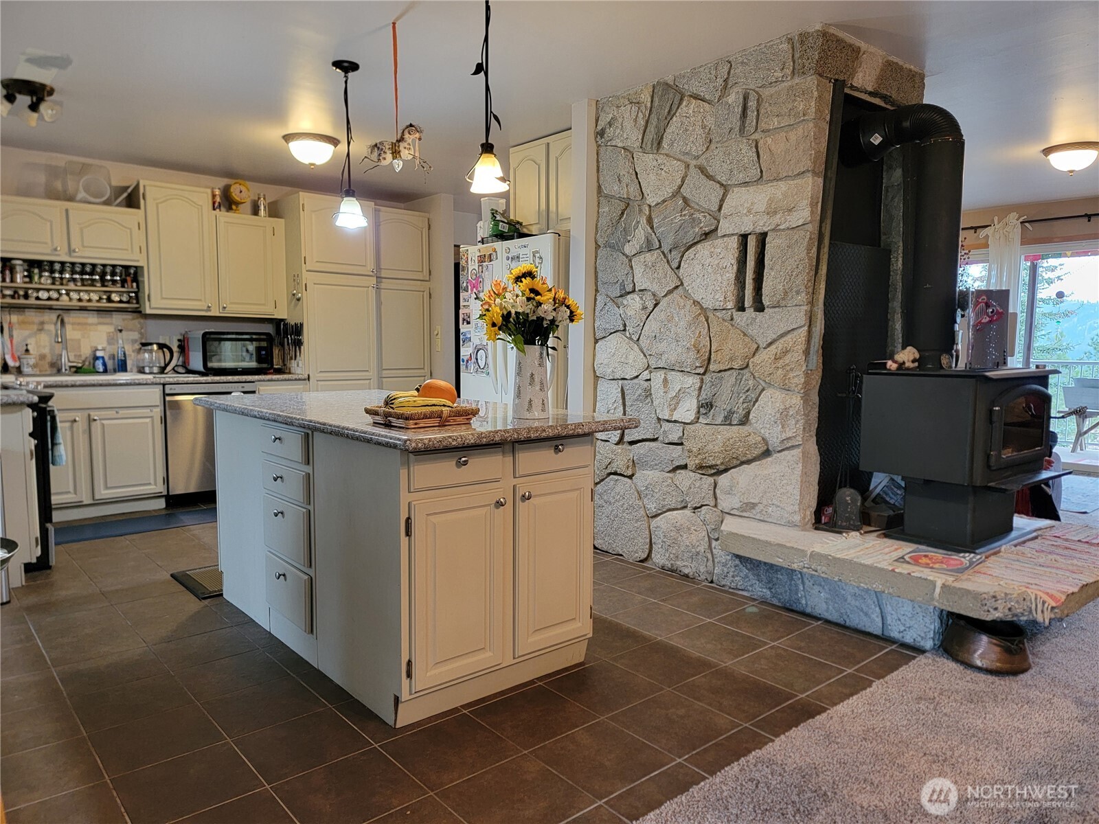 55 Gold Mountain Road Property Photo 5