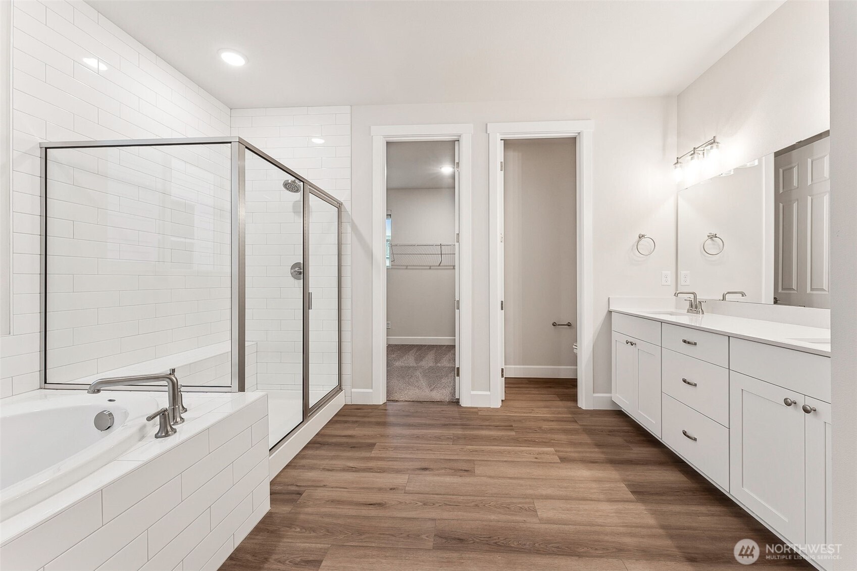 5742 Thornhill Avenue 258 Property Photo 17