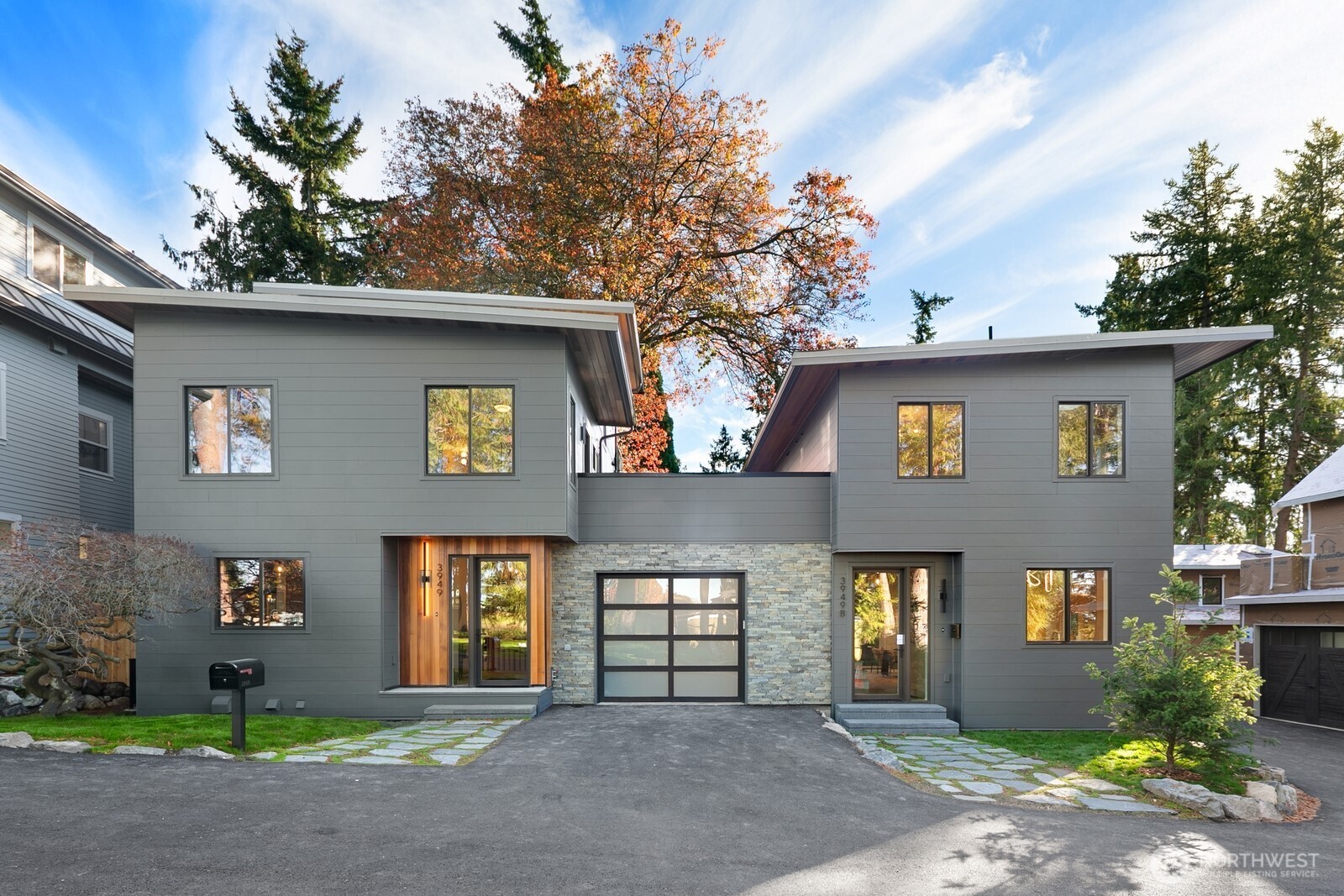 3949 W Barrett Lane Property Photo 1