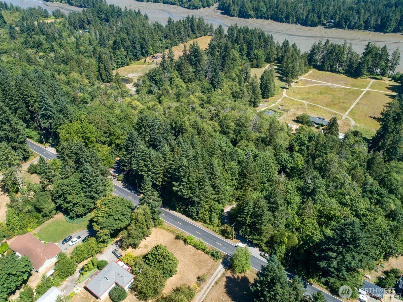4510 Sleater Kinney Road Property Photo 6