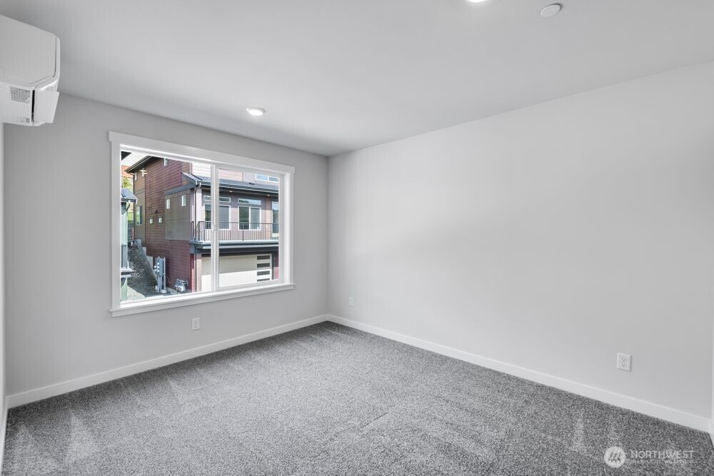 13209 Ne 127th Way C Property Photo 8