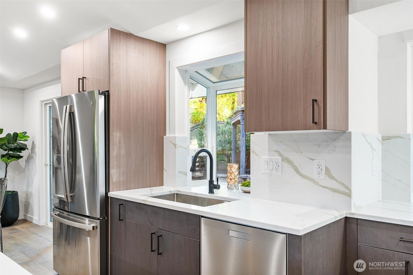 2133 170th Avenue Property Photo 8