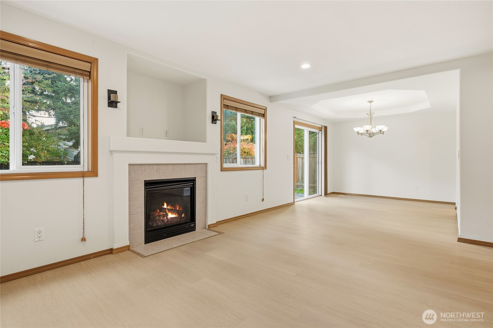 14019 52nd Avenue B Property Photo 9