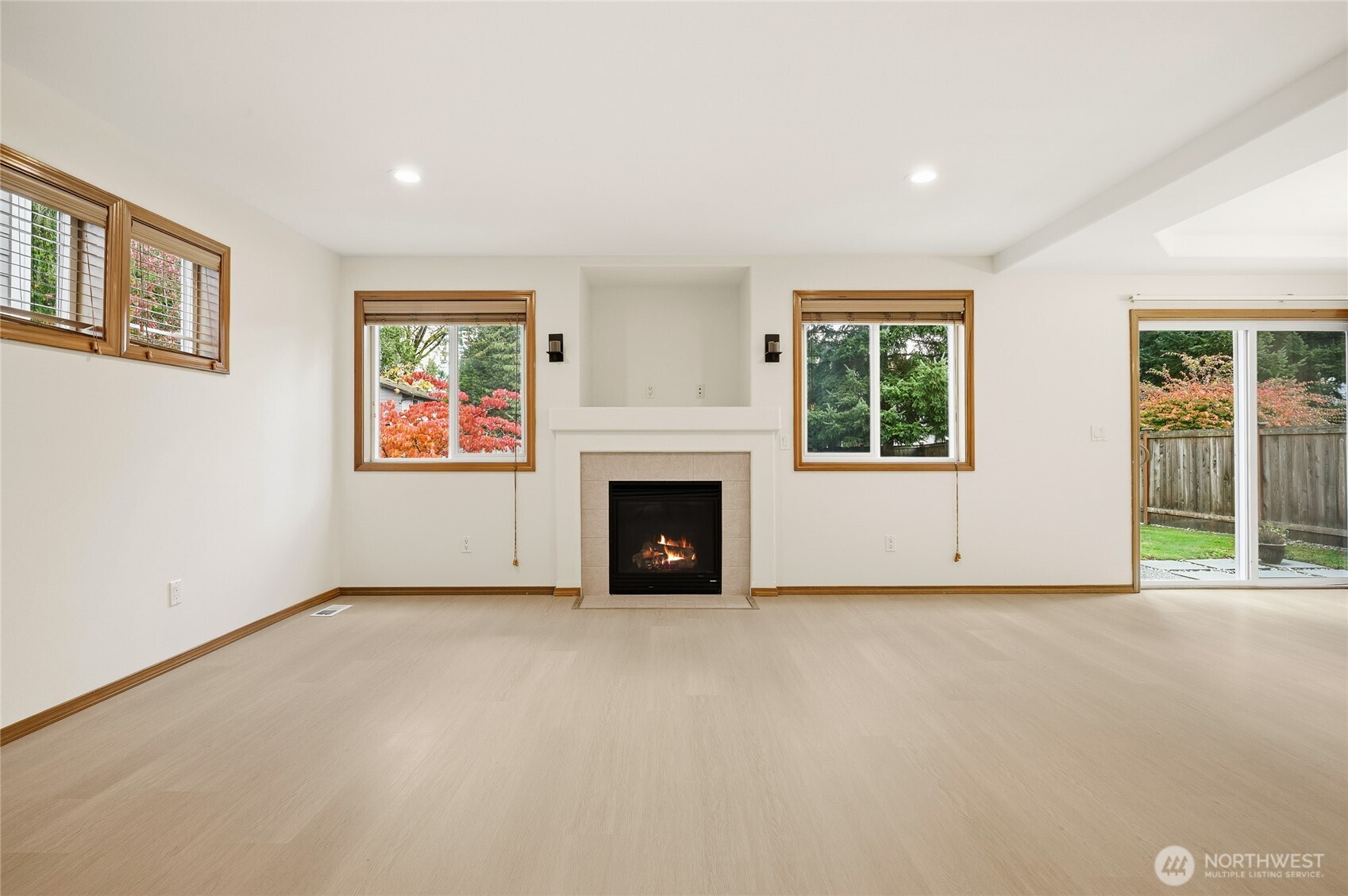 14019 52nd Avenue B Property Photo 10