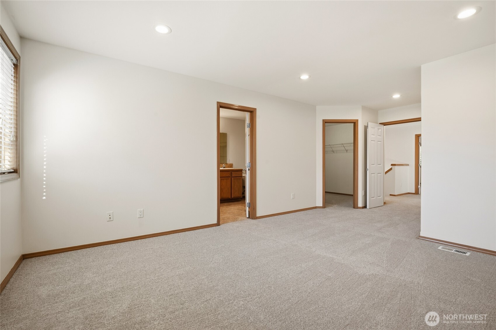 14019 52nd Avenue B Property Photo 22