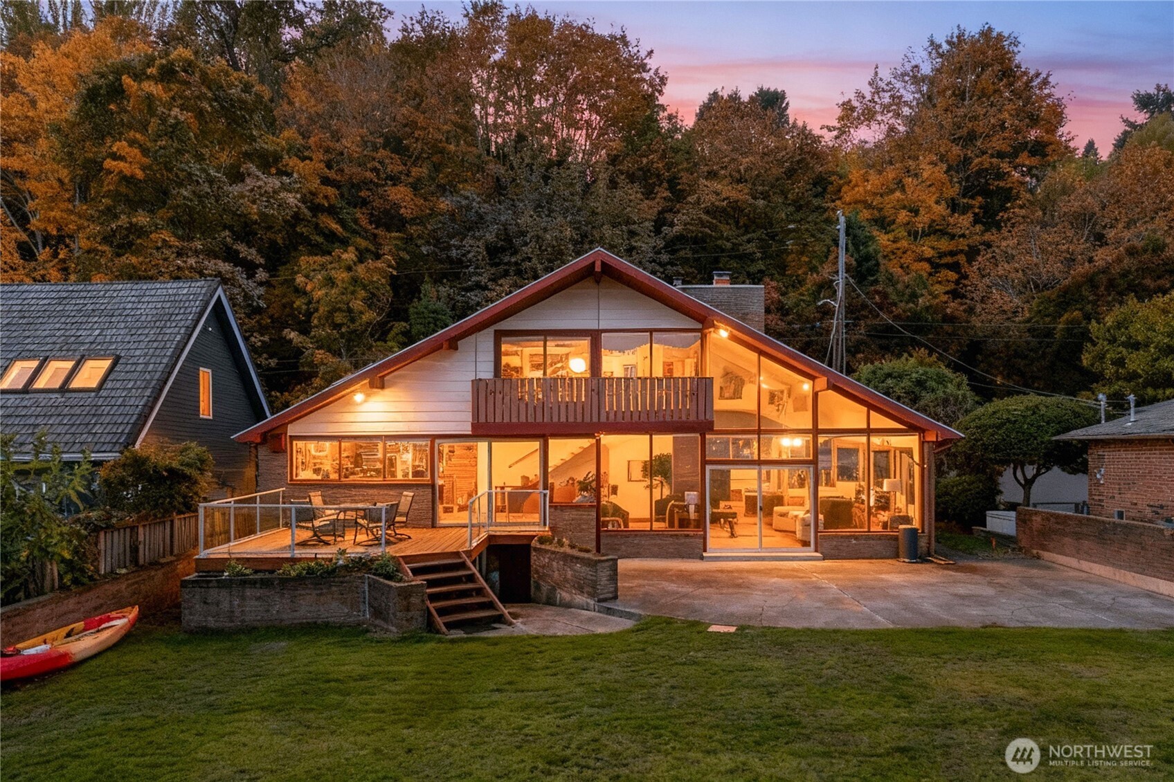 14026 Riviera Place Property Photo 6