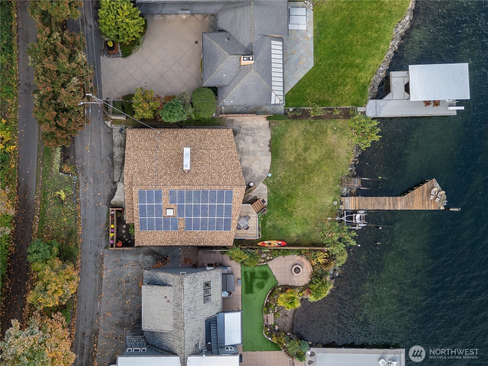 14026 Riviera Place Property Photo 8