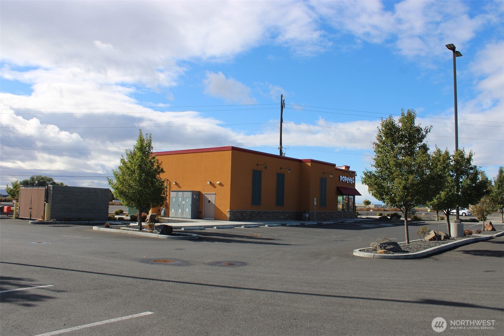 2490 Yakima Valley Hwy Property Photo 10
