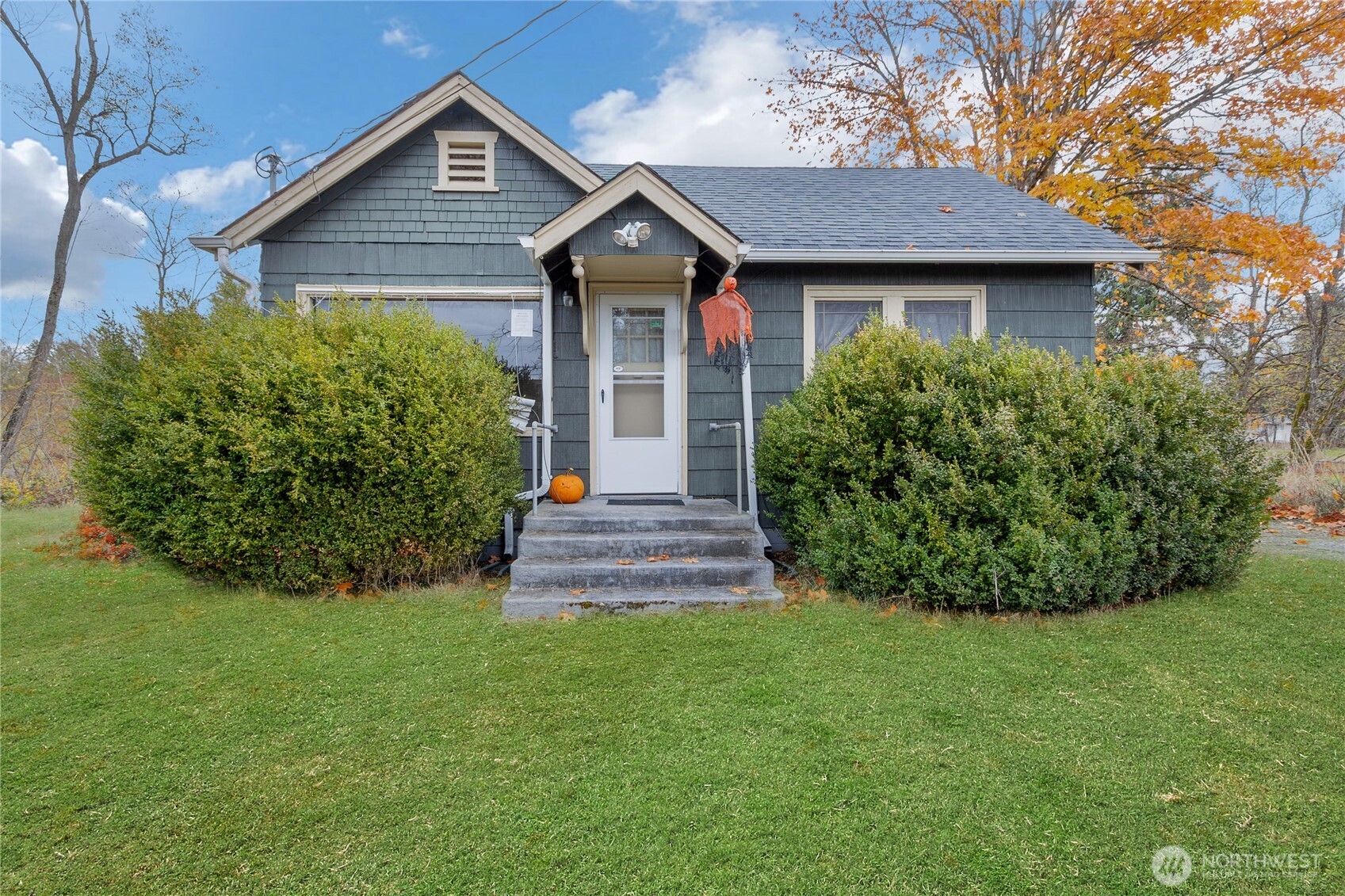 13603 A Street Property Photo 1