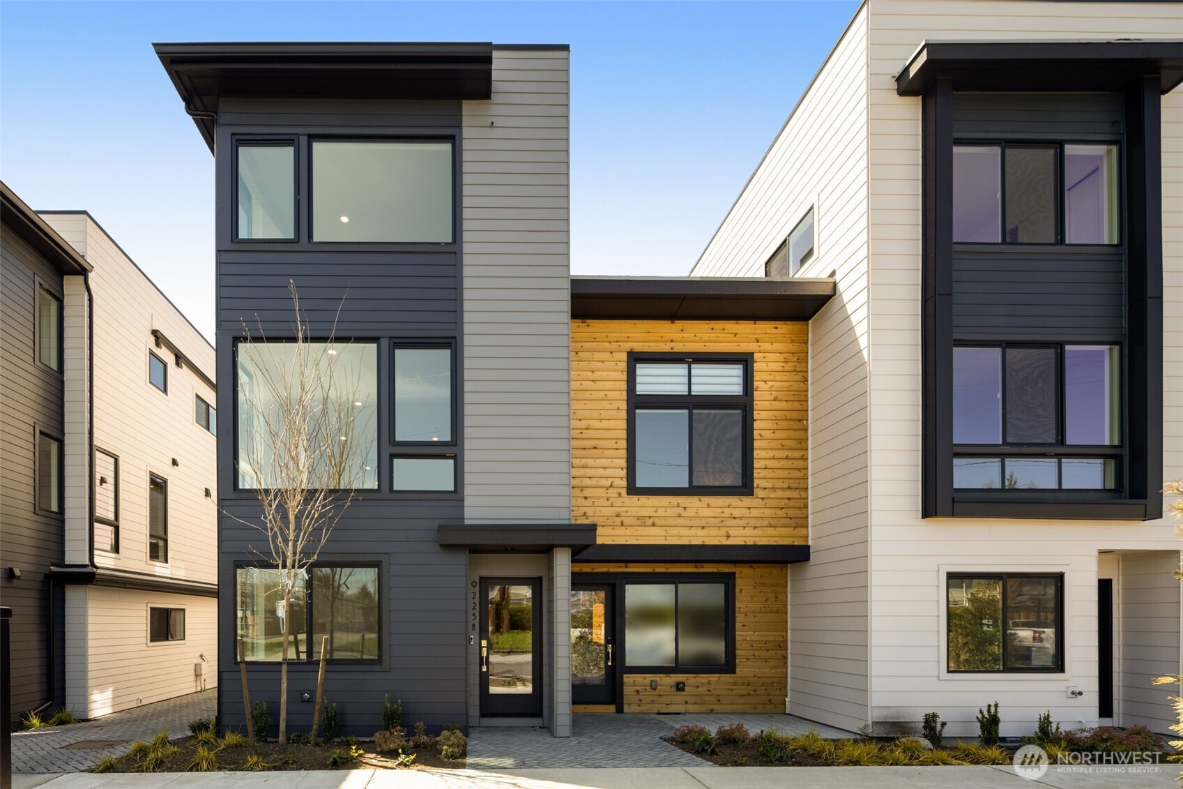 9225 A 14th Avenue Property Photo 1