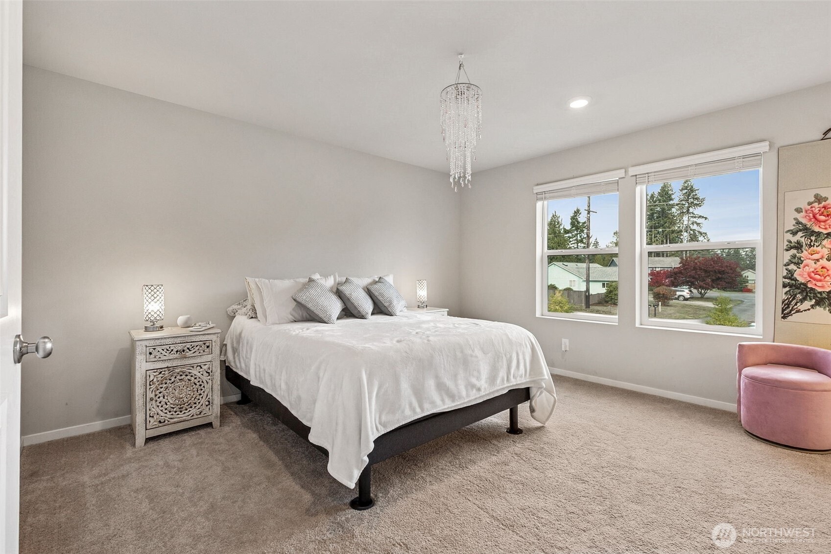 4221 Savannah Loop Property Photo 9