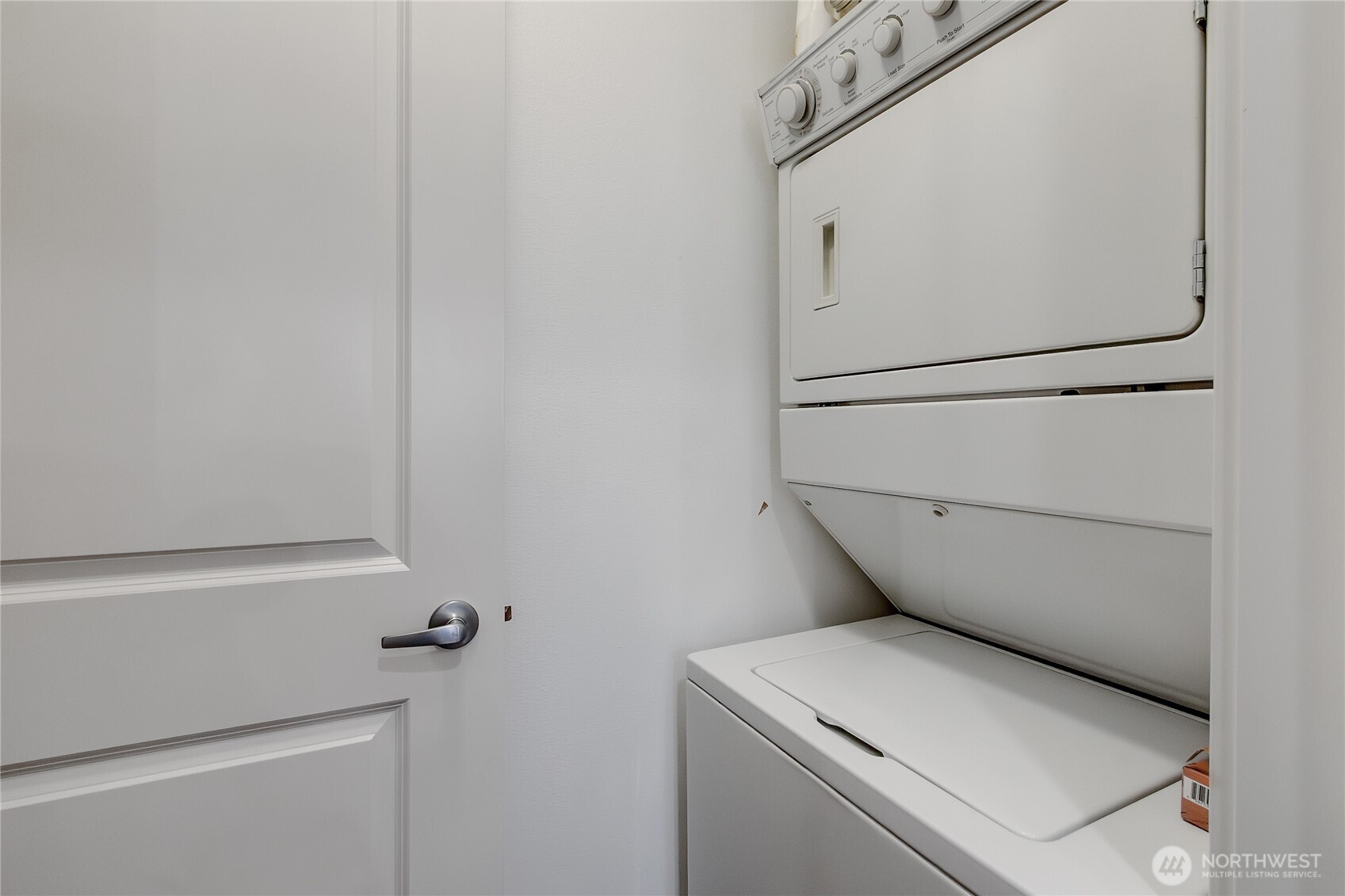 55 Williams Avenue 209 Property Photo 13