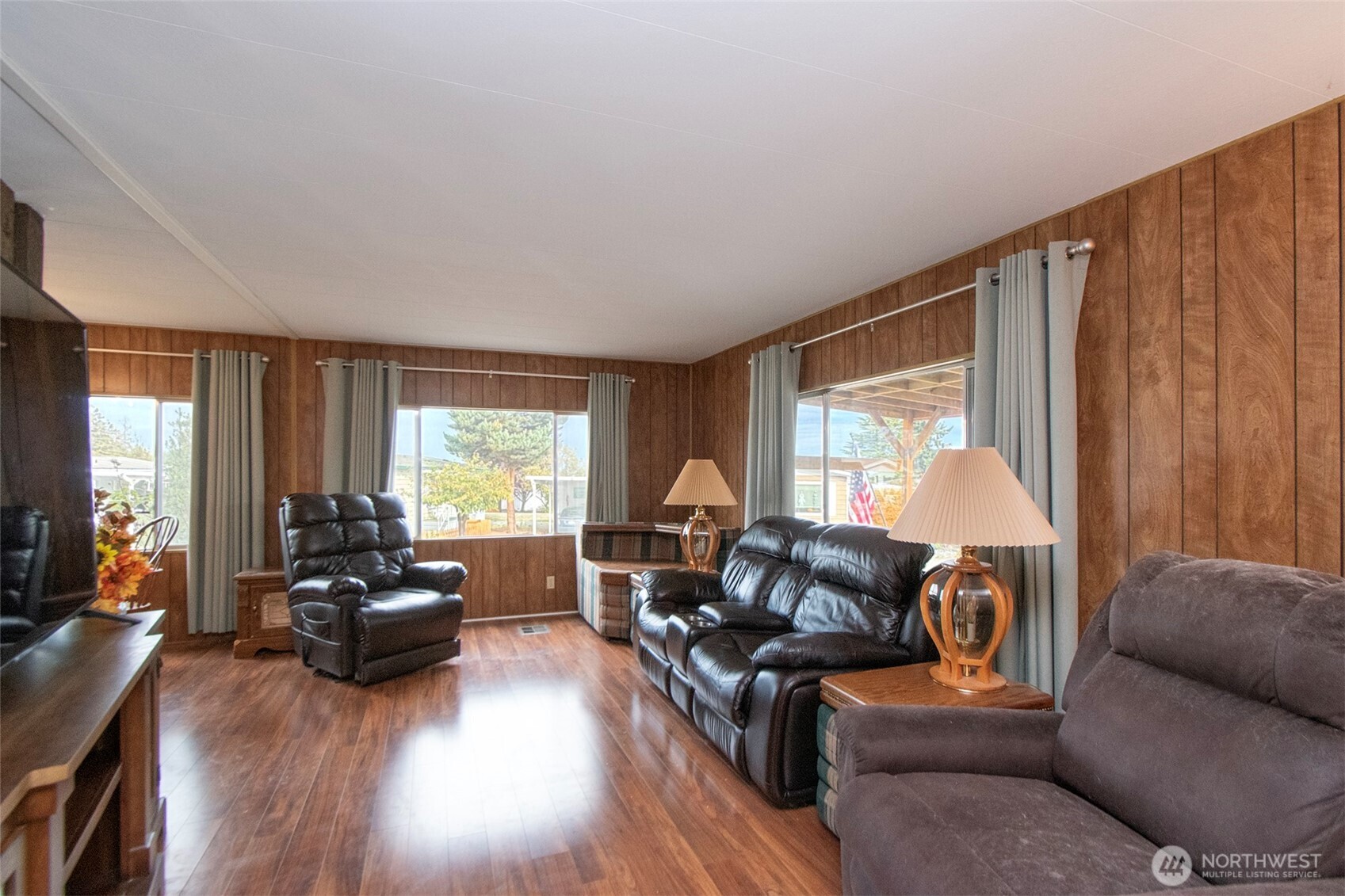 42 Juniper Mobile Estates Property Photo 4